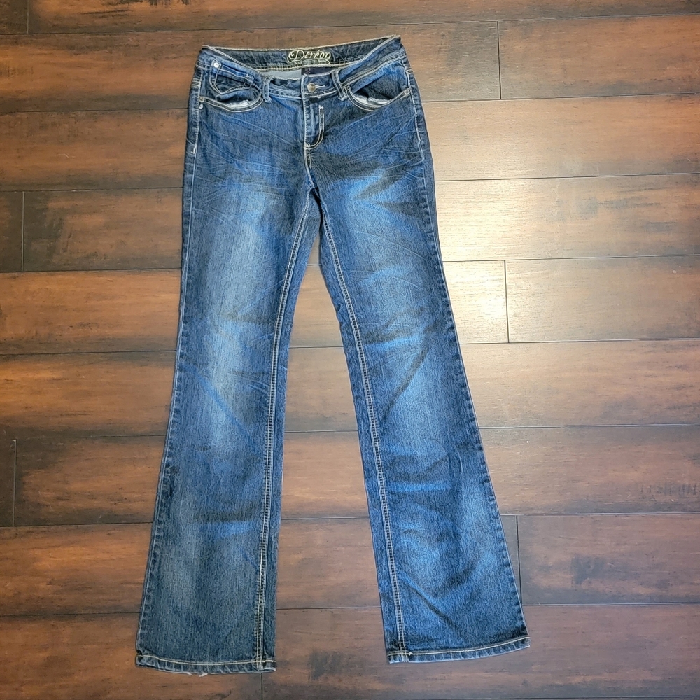 Dereon Bootcut Jeans 👖